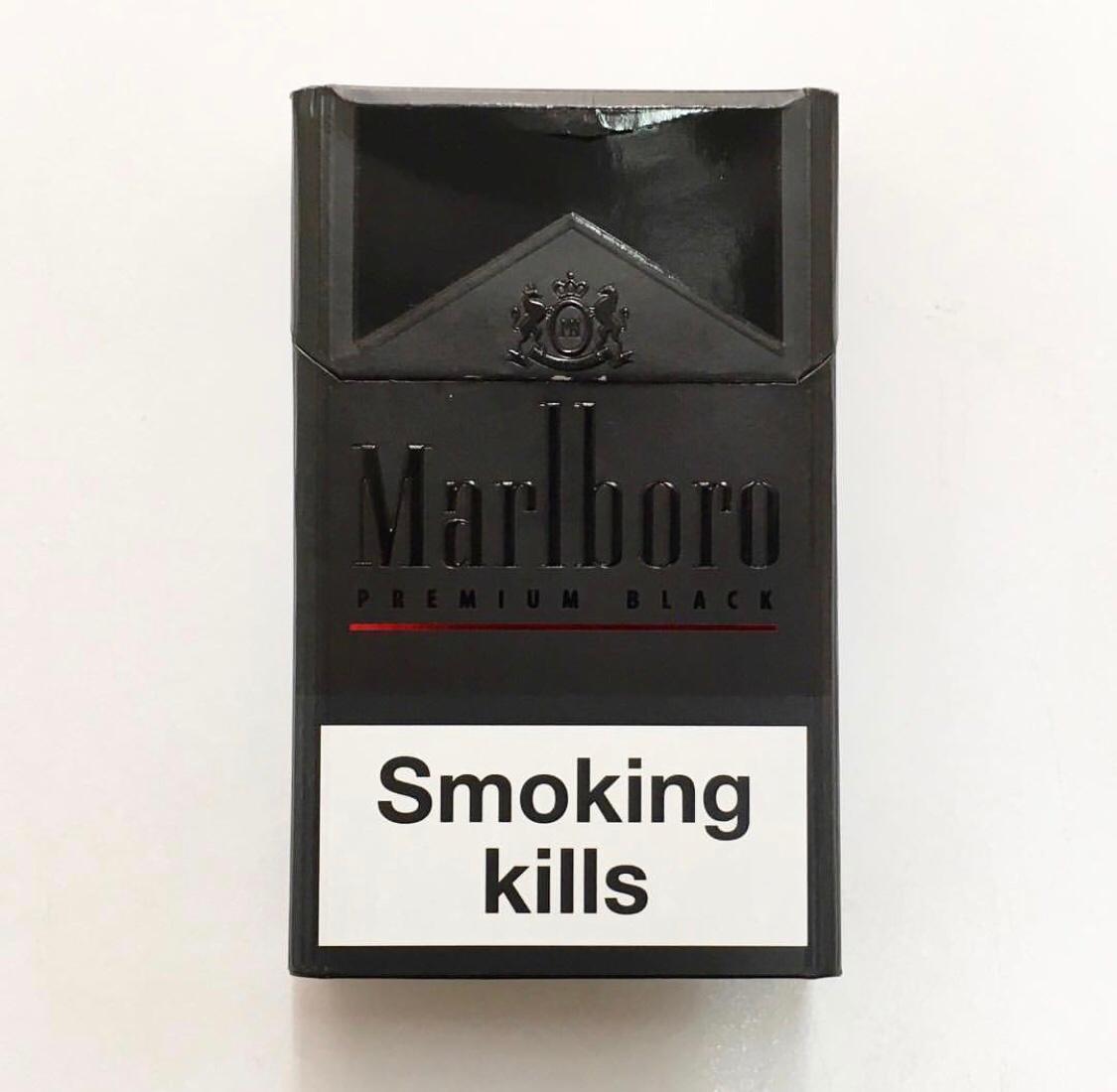 Marlboro premium black cigarette