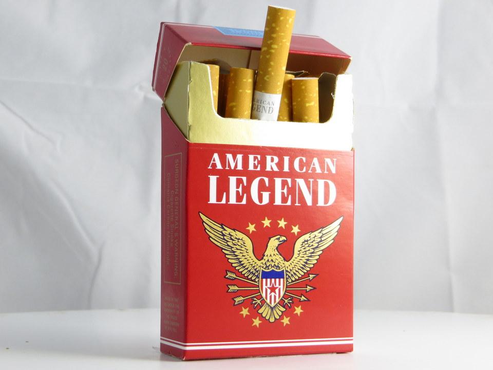 American legend red Cigarette box Open